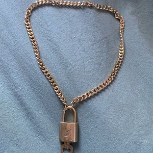 Louis Vuitton Chain Necklace